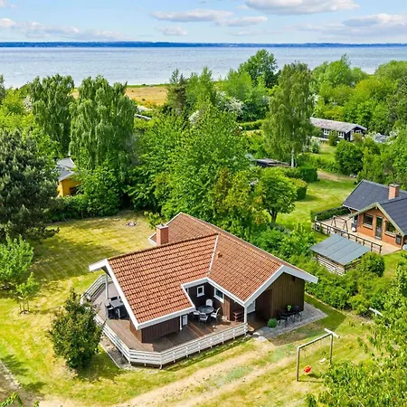 Holiday home Hennrik - 240m From The Sea By Interhome Tranekaer