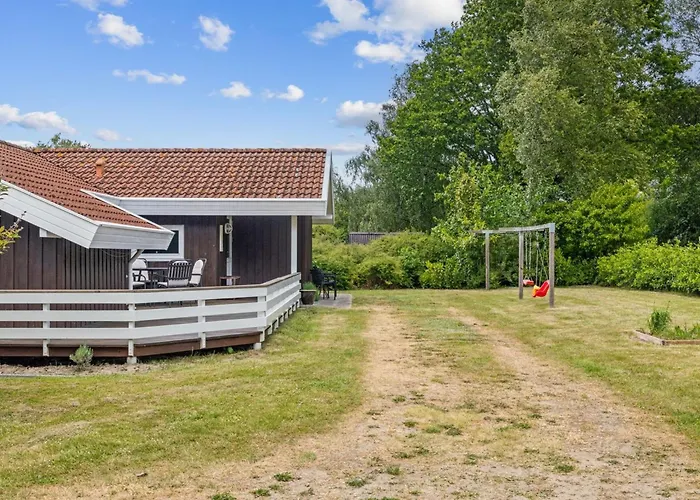 Hennrik - 240m From The Sea By Interhome *